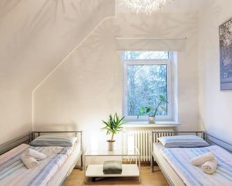 Stilvoll&ruhig wohnen am Wasser - Hannover - Habitación