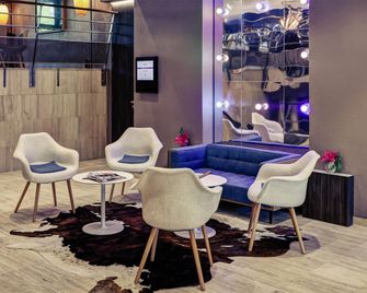 Hôtel Mercure Lyon Charbonnières - Charbonnières-les-Bains - Lounge