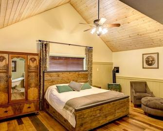 Shasta View Lodge - McCloud - Habitación
