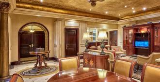 Peermont D'oreale Grande at Emperors Palace - Kempton Park - Dining room