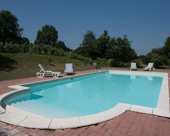 Agriturismo Montevecchio Isolani - Monteveglio - Zwembad