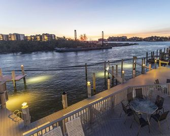 The Boat House - Marco Island - Balcone