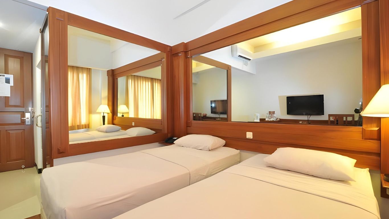 Wirton Dago Hotel