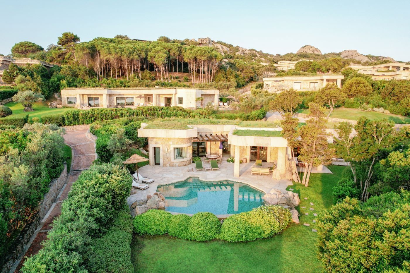 هوتل بيتريزا