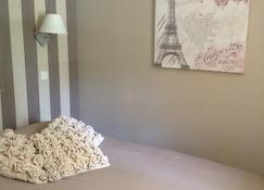 Ideal for stay in Disneyland Paris for 5! - Serris - Bedroom