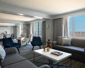 Kansas City Marriott Downtown - Kansas City - Living room