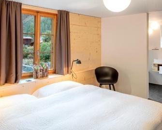 Hotel Breithorn - Blatten - Спальня