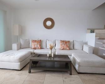 Jolly Harbour Villa - Whispering Palms - 2 bed 2 bath - St. John's - Living room