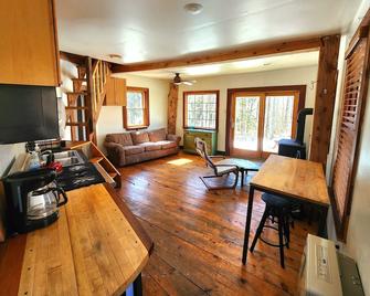 Cabin Retreat in Southern Vermont - Putney - Sala de estar