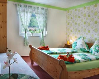 Hotel Im Rheintal - Kamp-Bornhofen - Schlafzimmer