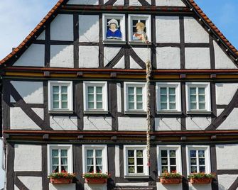 Hotel Klingelhöffer - Alsfeld - Edificio