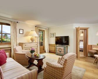 Landsitz Römerhof - Hotel Apartments - Kitzbühel - Olohuone