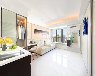 iclub AMTD Sheung Wan Hotel - Hong Kong - Living room