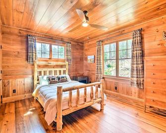 Adk Lakeside Lodge And Lakeside Cottage With 510' Of Waterfront, Beach & Island! - Long Lake - Habitación