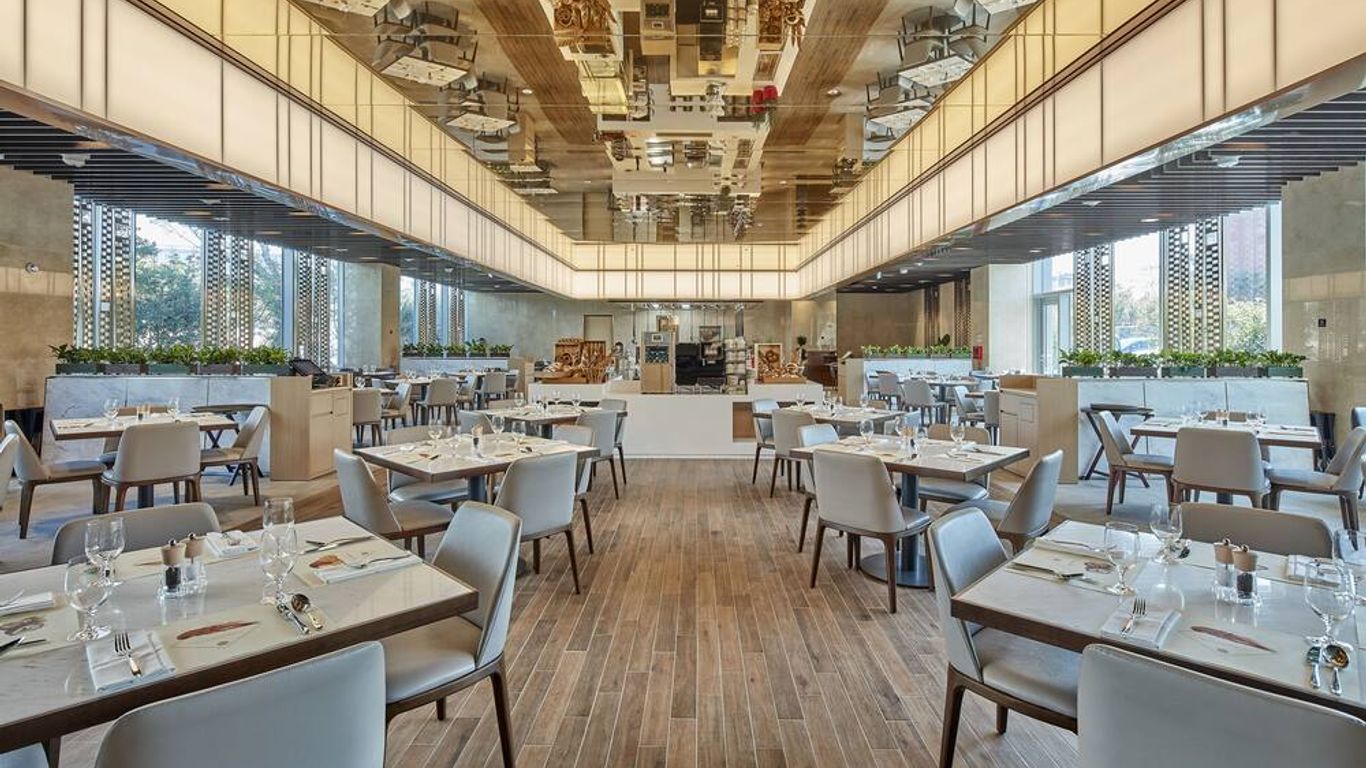 Somerset Jeju Shinhwa World