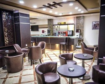 Hotel El Bey Constantine - Константіна