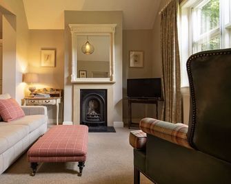 The Five Arrows Hotel - Aylesbury - Wohnzimmer
