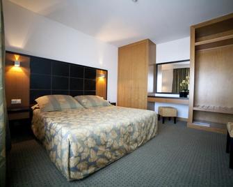 Hotel Bagoeira - Barcelos - Bedroom