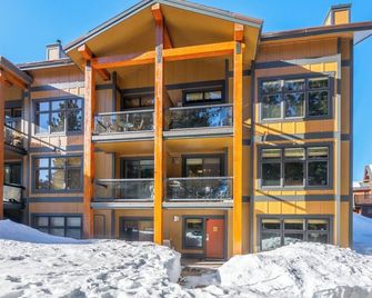 Golf Course Townhome, Views & Spa 320 - Mammoth Lakes - Building