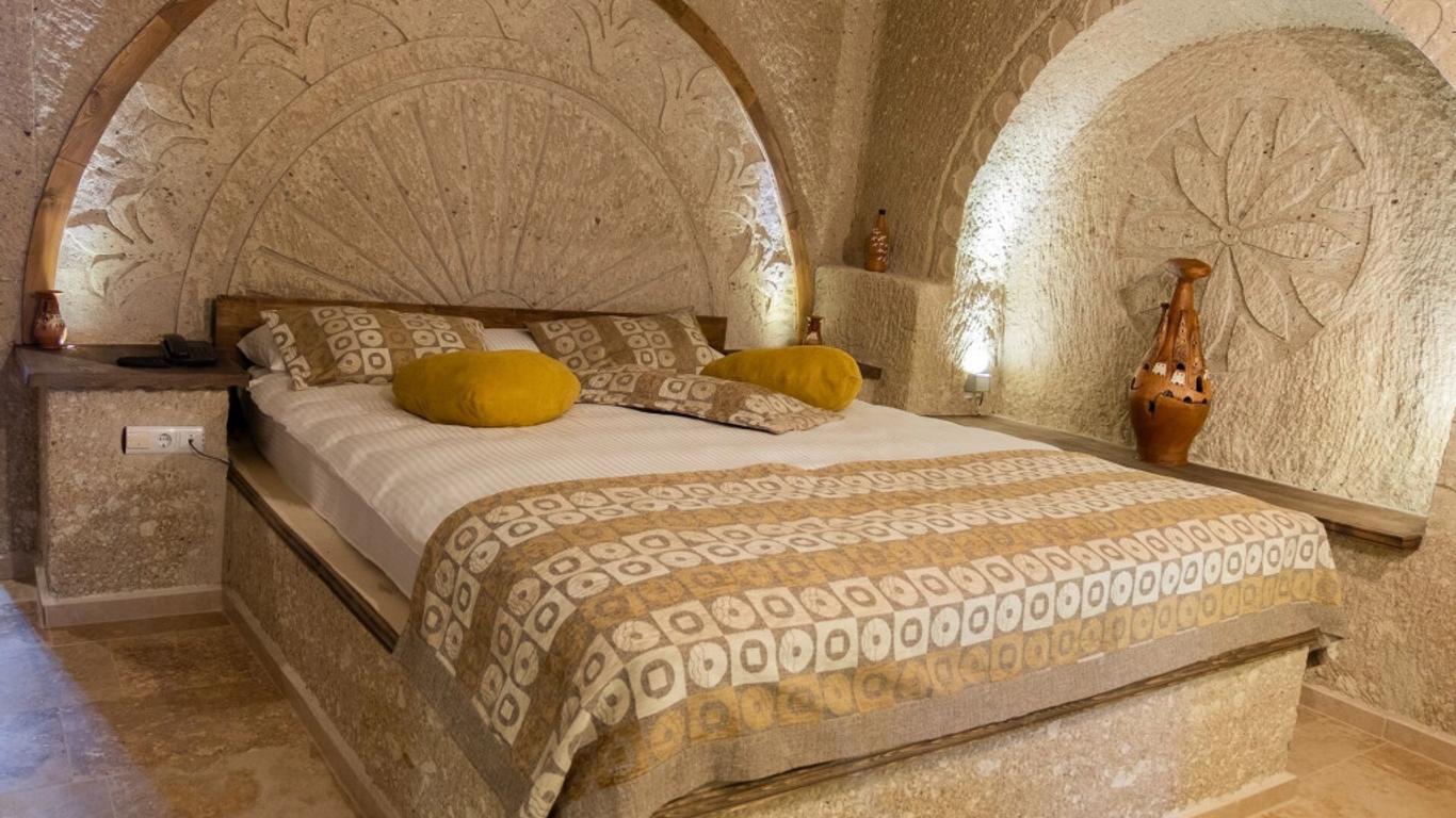 Grand Elite Cave Suites