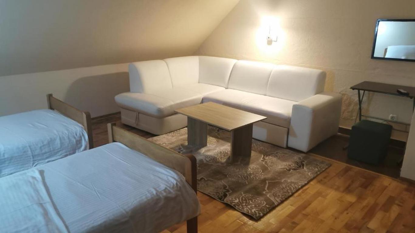 Hotel Gacka