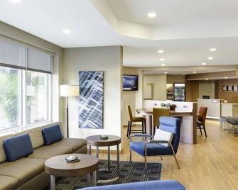 TownePlace Suites by Marriott Clarksville - Clarksville - Reception