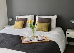 Netley Village Apartment - Southampton - Bedroom