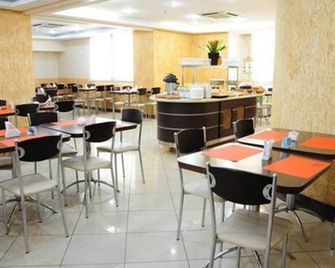 Brasilia Santana Gold Flat - São Paulo - Restaurant