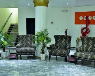 Aes Luxury Apartments - Abuja - Lobby