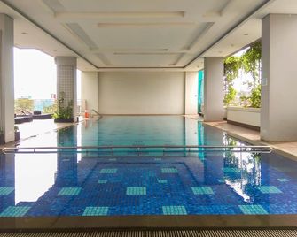 Minimalist Studio Apartment at The H Residence - Jakarta - Svømmebasseng