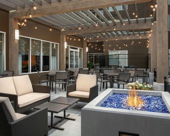 SpringHill Suites by Marriott Boise ParkCenter - Boise - Patio