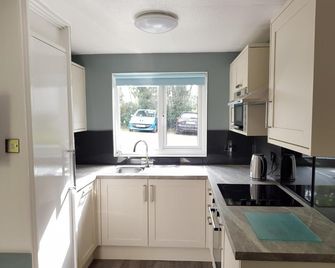 Tolroy Manor Holiday Park - Hayle - Cocina