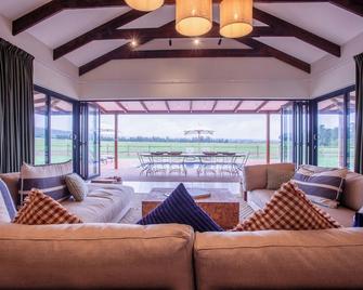 Raptor Rise - Tulbagh - Living room