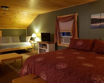 Studio Riverside in Kennebec - Caratunk - Habitación