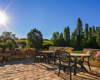 La Closerie de Fronsac - Saint-Michel-de-Fronsac - Patio