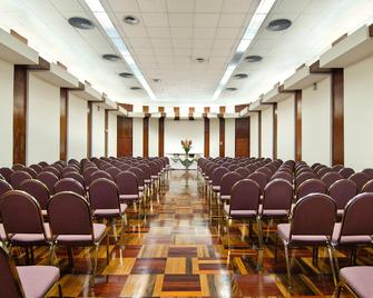 Balmoral Hotel San José Cr, Historic District - San José - Meeting room