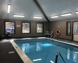 A Cozy 3 Bedroom With Many Nice Features - North Creek - Pool