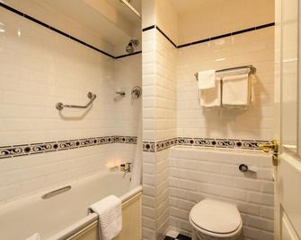 Blarney Castle Hotel - Blarney