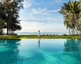 Dusit Thani Krabi Beach Resort - Krabi - Pool