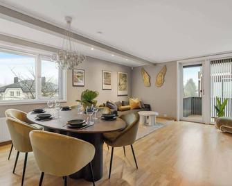 Dinbnb Homes L High-End L 15 Min From City Center L Rooftop Terrace - Oslo - Essbereich