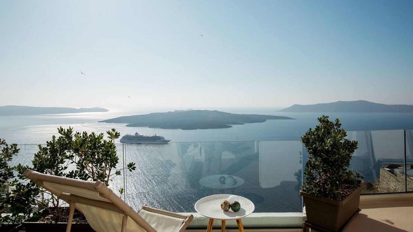 The Globe Suites Villa