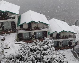 WoodSmoke resort & Spa - Shimla - Toà nhà