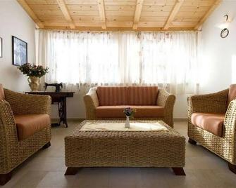 Hotel Ristorante Lewald - Bolzano - Living room