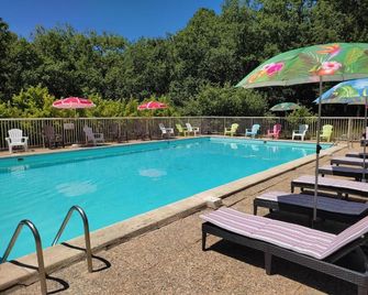 Kamea Club La Gironie - Turenne - Pool