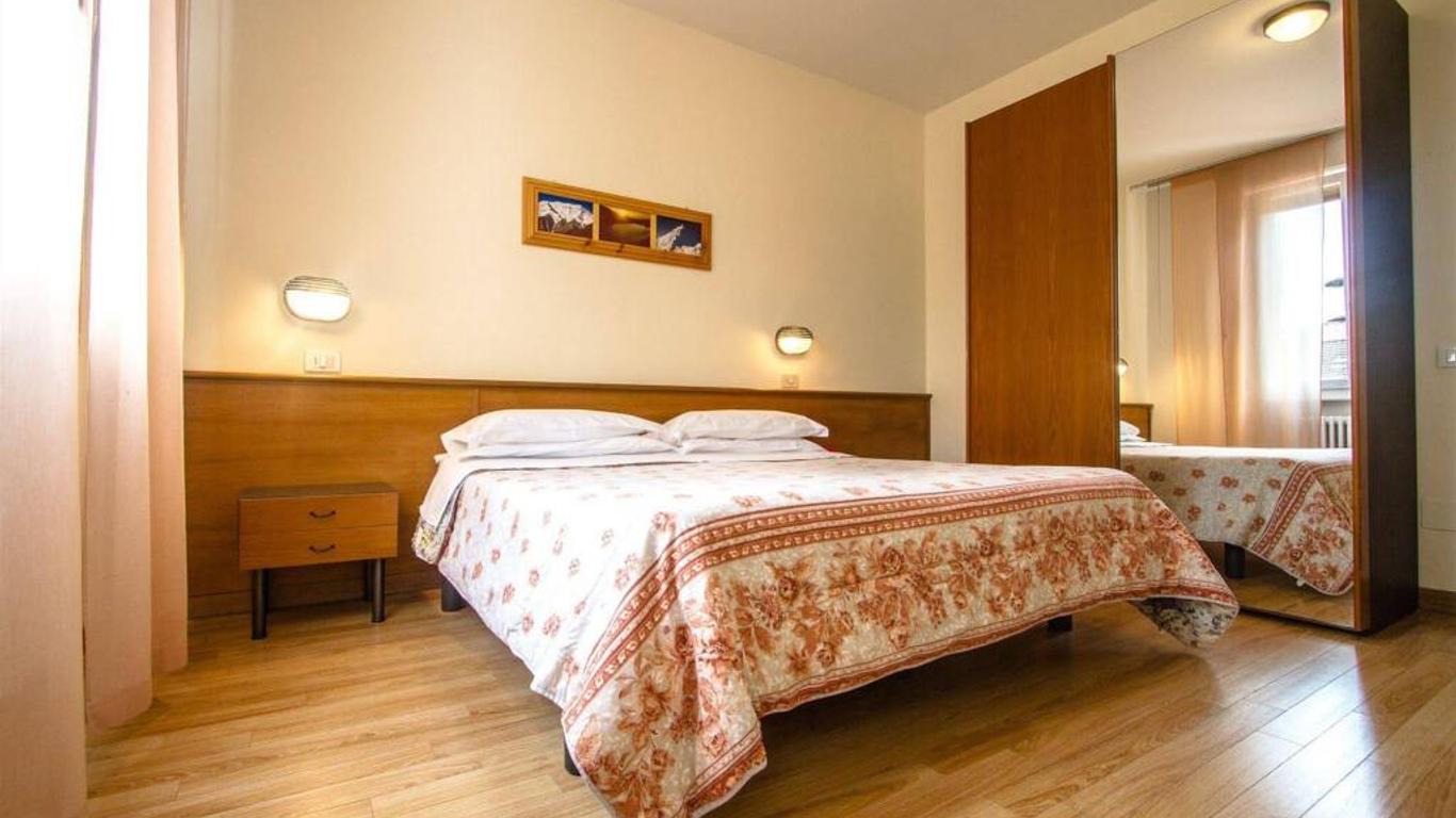 Piccolo Hotel