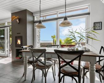 Stunning Home In Rønde With Wifi - 론드 - 다이닝룸