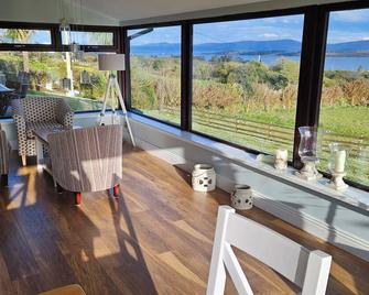 Casey House - Castletownbere - Living room