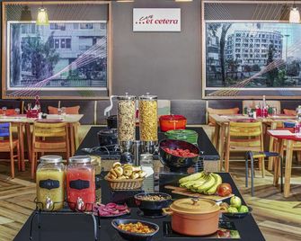 Ginger Noida Sector 63 - Noida - Buffet