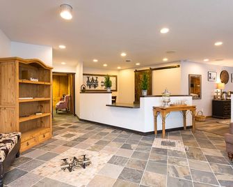 Woodland Inns - Forks - Recepce
