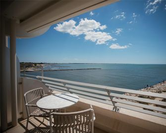 Hôtel La Plage 5 étoiles La Grande Motte - La Grande-Motte - Balcony